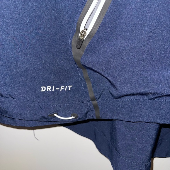 . NFL Los Angeles Rams sleeveless hoodie. Used button great condition - Picture 4 of 9